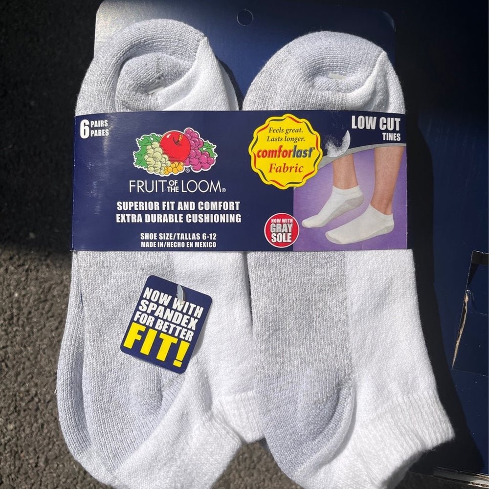 Fruit of the Loom white and gray socks